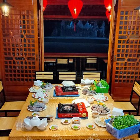 Ethnic House Lounge Bar & Hostel Dồng Van Bagian luar foto